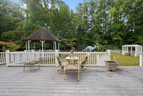 $1,995,000 | 111 Foxridge Road, Chapel Hill, NC 27514