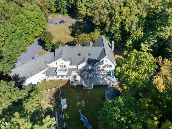 $1,995,000 | 111 Foxridge Road, Chapel Hill, NC 27514