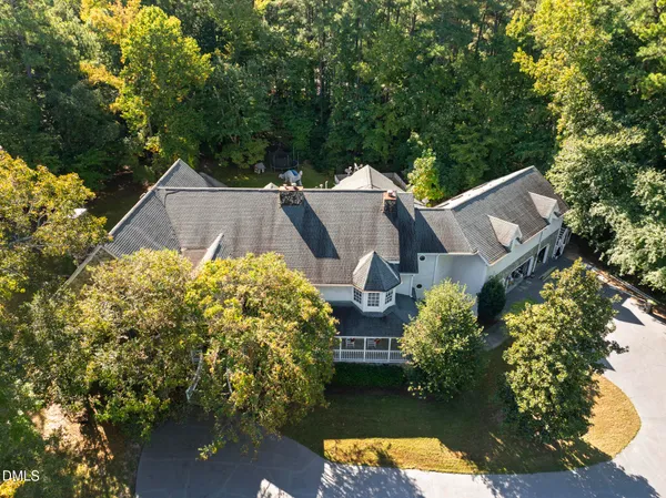 $1,995,000 | 111 Foxridge Road, Chapel Hill, NC 27514