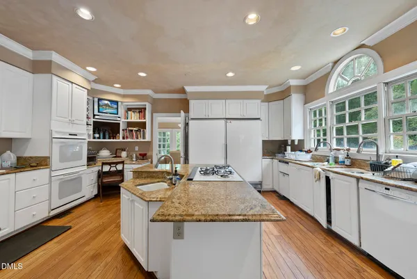 $1,995,000 | 111 Foxridge Road, Chapel Hill, NC 27514