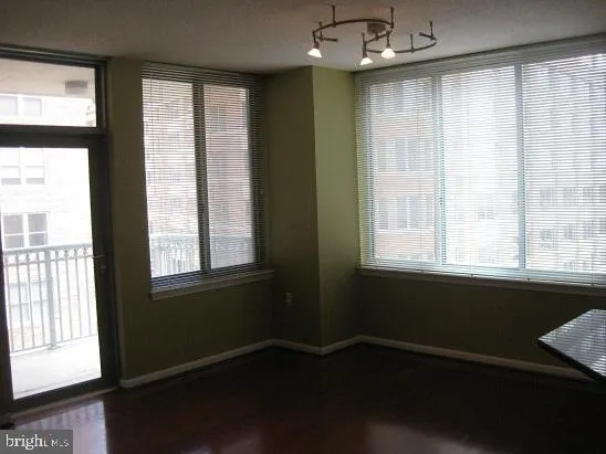 $3,350 | 851 North Glebe Road, Unit 805, Arlington, VA 22203