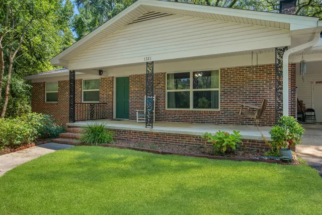 $300,000 | 1321 High Road, Tallahassee, FL 32304