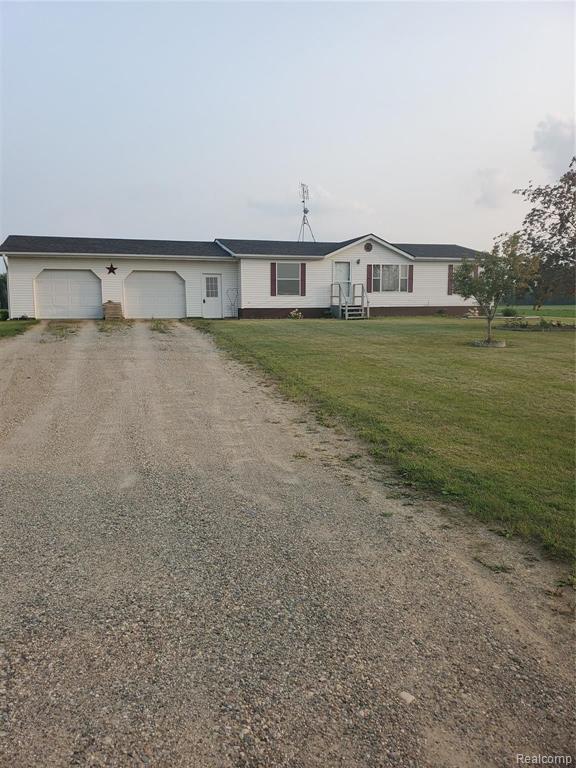 5151 Richards Road Snover, MI 48472 - Photo 3 of 26