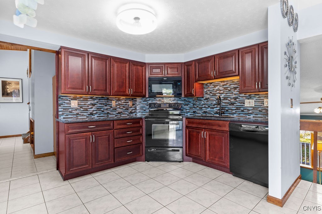 4278 Makyes Road Onondaga, NY 13215 - Photo 17 of 50