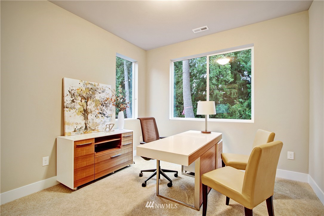 6127 Northeast 2nd Street Renton, WA 98059 - Photo 15 of 25