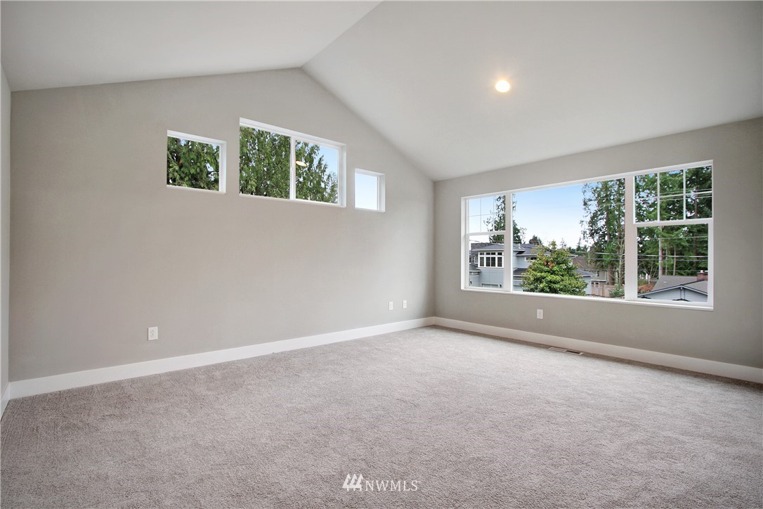 6127 Northeast 2nd Street Renton, WA 98059 - Photo 16 of 25
