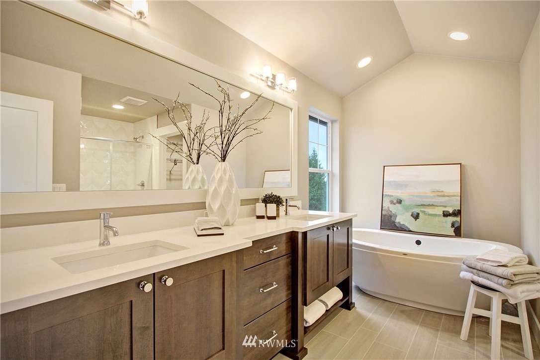 6127 Northeast 2nd Street Renton, WA 98059 - Photo 17 of 25