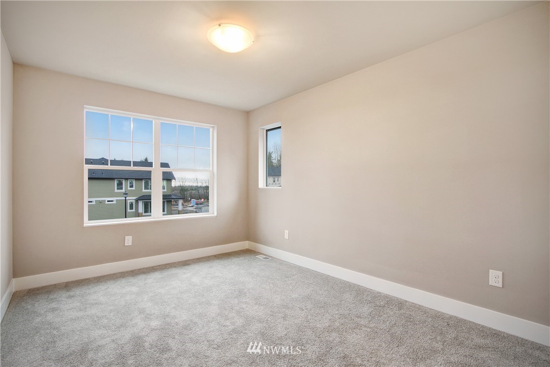 6127 Northeast 2nd Street Renton, WA 98059 - Photo 21 of 25