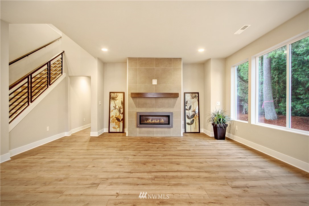 6127 Northeast 2nd Street Renton, WA 98059 - Photo 7 of 25