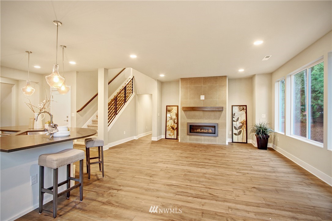 6127 Northeast 2nd Street Renton, WA 98059 - Photo 8 of 25