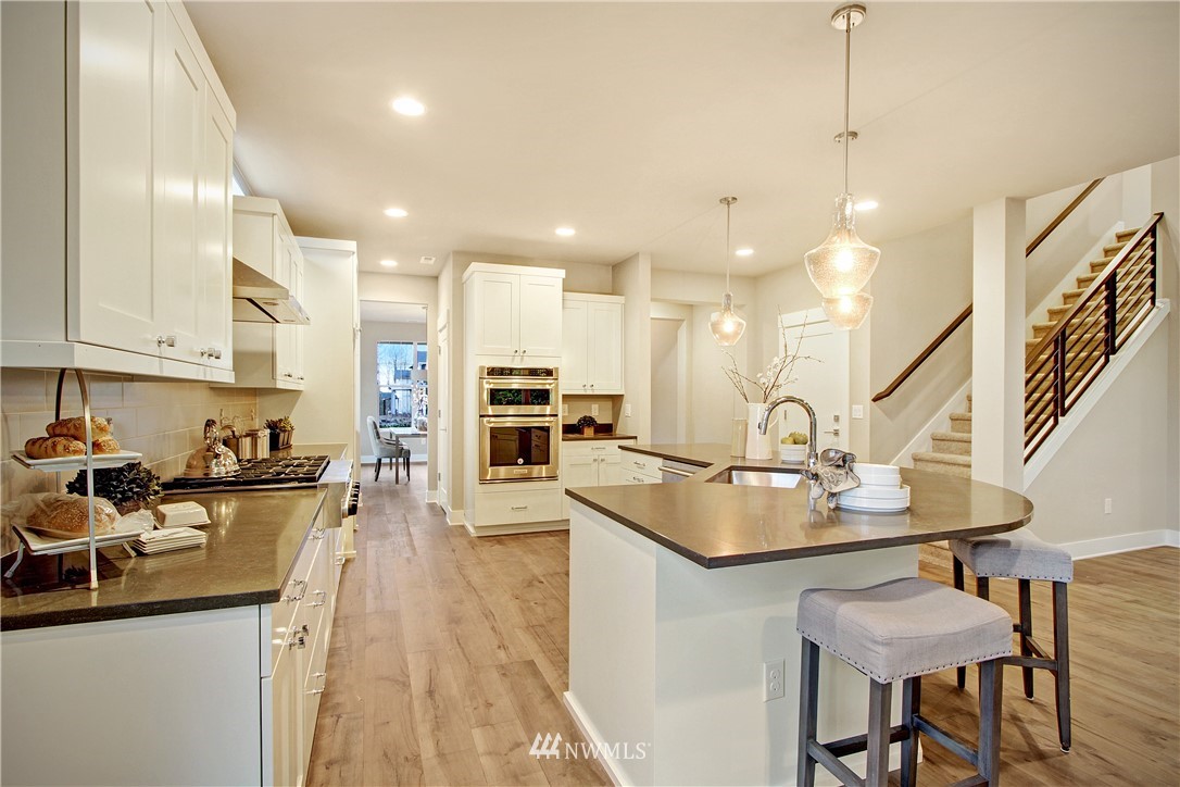 6127 Northeast 2nd Street Renton, WA 98059 - Photo 10 of 25