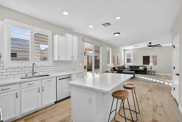 $770,000 | 2845 East Michelle Way, Gilbert, AZ 85234