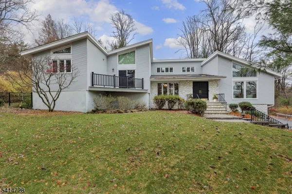 $1,485,000 | 8 Union Hill Road, Denville, NJ 07834