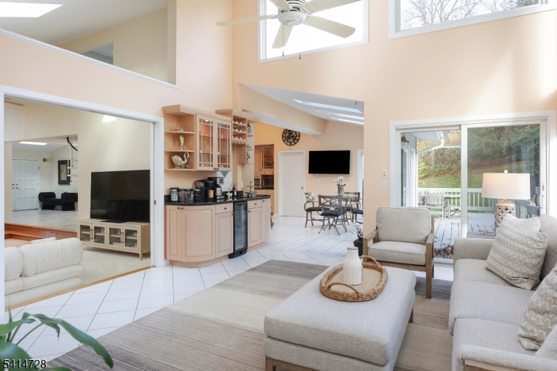 8 Union Hill Road Denville, NJ 07834 - Photo 11 of 47