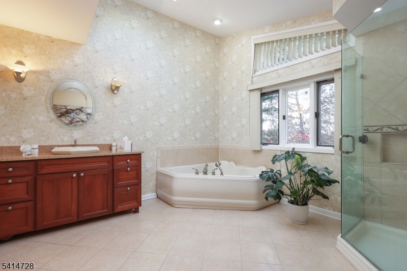 8 Union Hill Road Denville, NJ 07834 - Photo 20 of 47