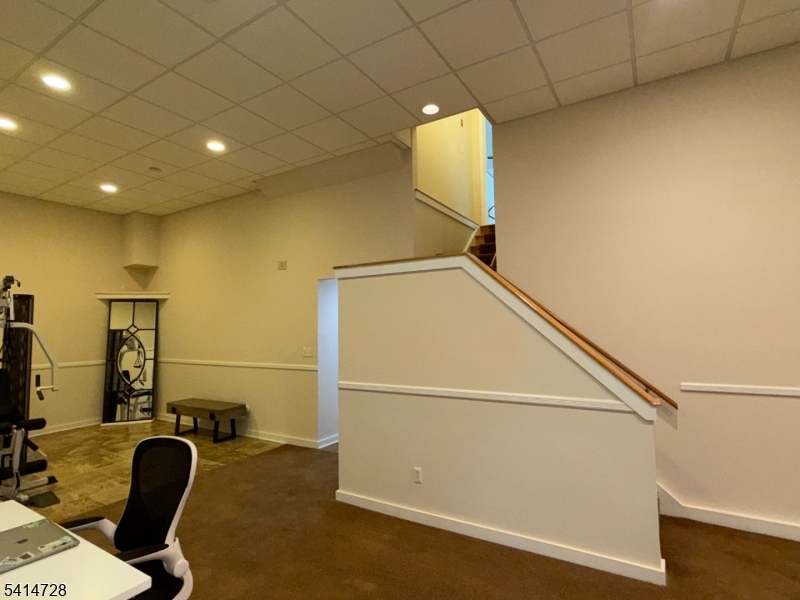 8 Union Hill Road Denville, NJ 07834 - Photo 25 of 47