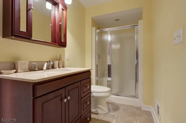 $1,485,000 | 8 Union Hill Road, Denville, NJ 07834