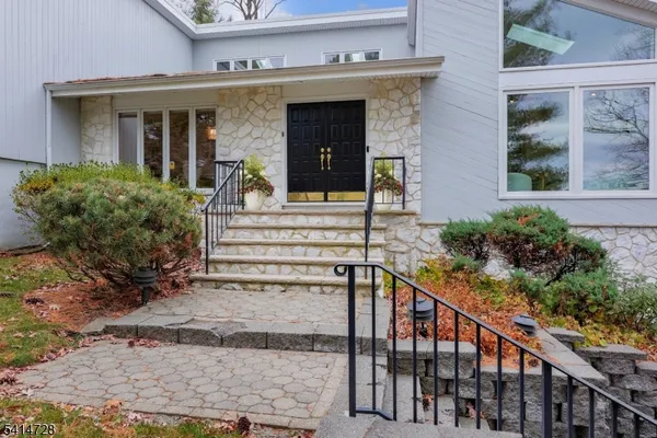 $1,485,000 | 8 Union Hill Road, Denville, NJ 07834