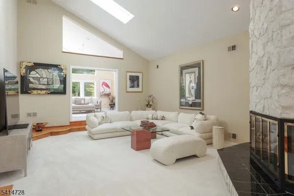 $1,485,000 | 8 Union Hill Road, Denville, NJ 07834