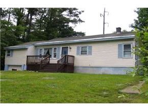 40 Knollcrest Road Goffstown, NH 03045 - Photo 2 of 5