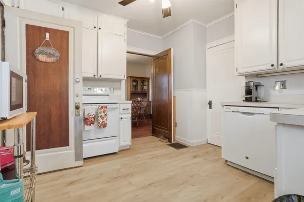 $250,000 | 69067 North Forest Avenue, Richmond, MI 48062