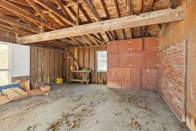 $250,000 | 69067 North Forest Avenue, Richmond, MI 48062