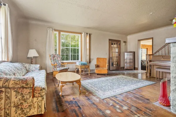 $250,000 | 69067 North Forest Avenue, Richmond, MI 48062