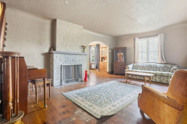 $250,000 | 69067 North Forest Avenue, Richmond, MI 48062