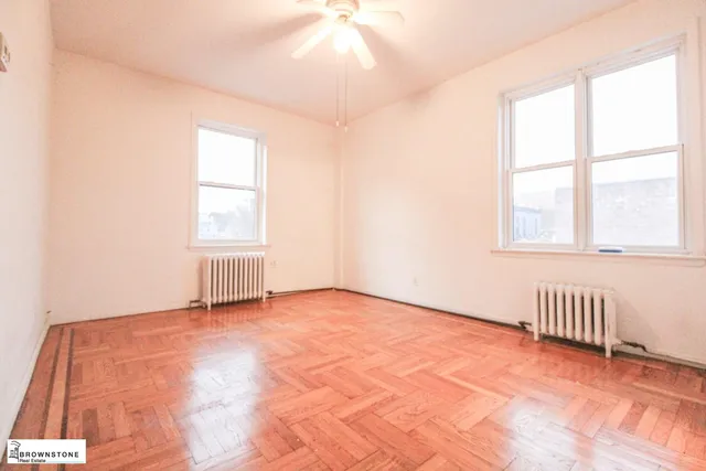 $2,900 | 44 West 9th Street, Unit 2F | Red Hook