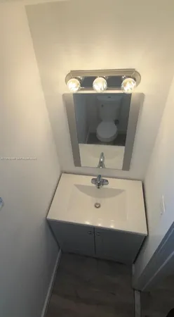 $1,700 | 2790 Northeast 201st Terrace, Unit H217, Aventura, FL 33180