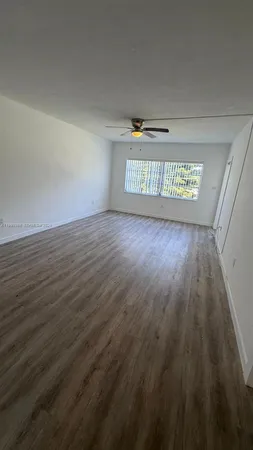 $1,700 | 2790 Northeast 201st Terrace, Unit H217, Aventura, FL 33180