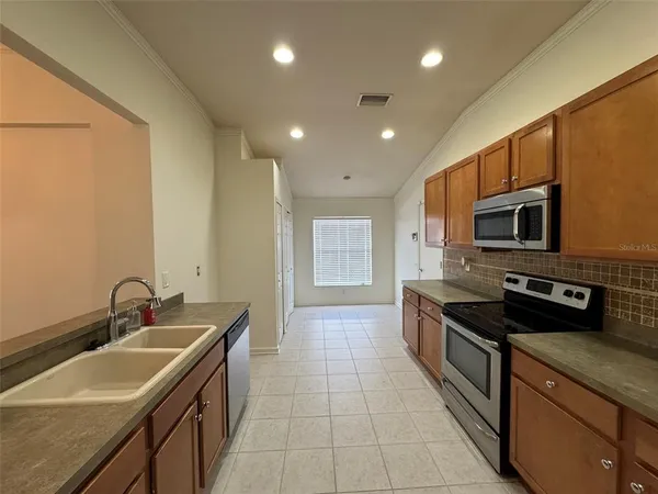 $289,900 | 635 White Flower Way, Brooksville, FL 34604
