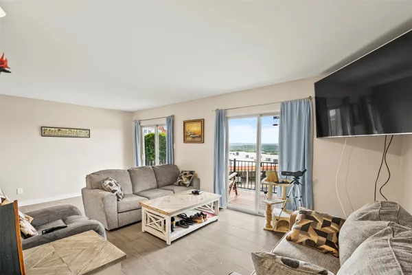 $185,000 | 3216 Poe Cove, Unit 4F, Lago Vista, TX 78645