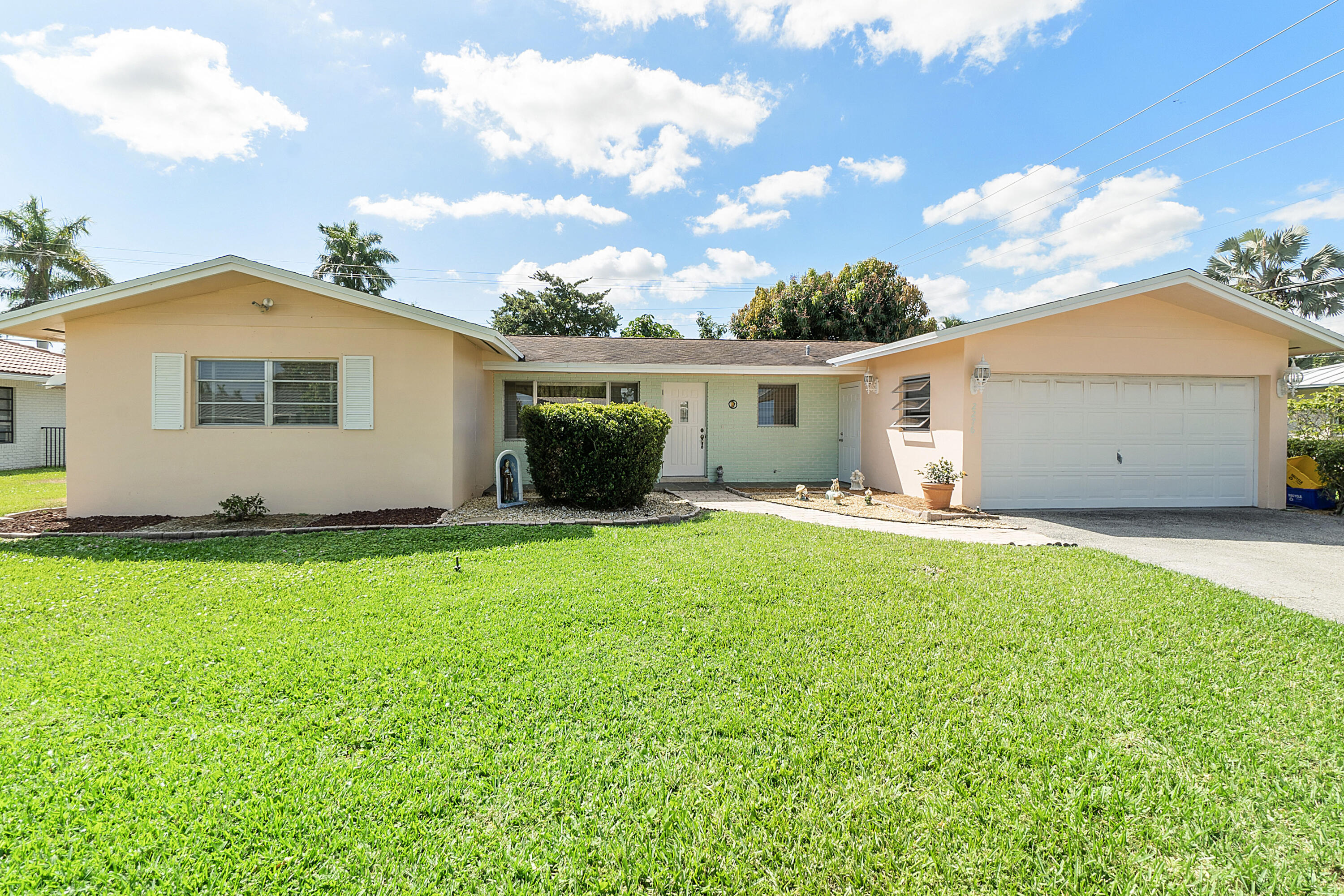 2276 Park Place Boca Raton, FL 33486 - Photo 5 of 34 2276 Park Pl_05