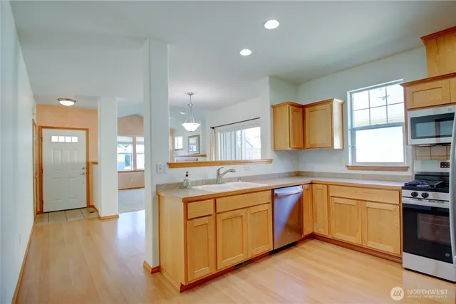 $477,500 | 448 Garden Lane, Unit 44, Burlington, WA 98233