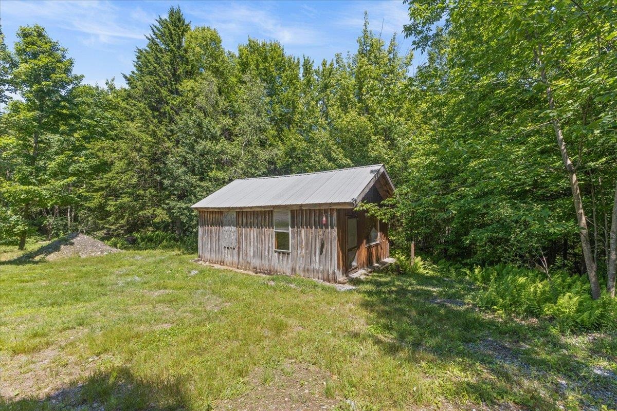 439 Sniderbrook Road Westfield, VT 05874 - Photo 16 of 32