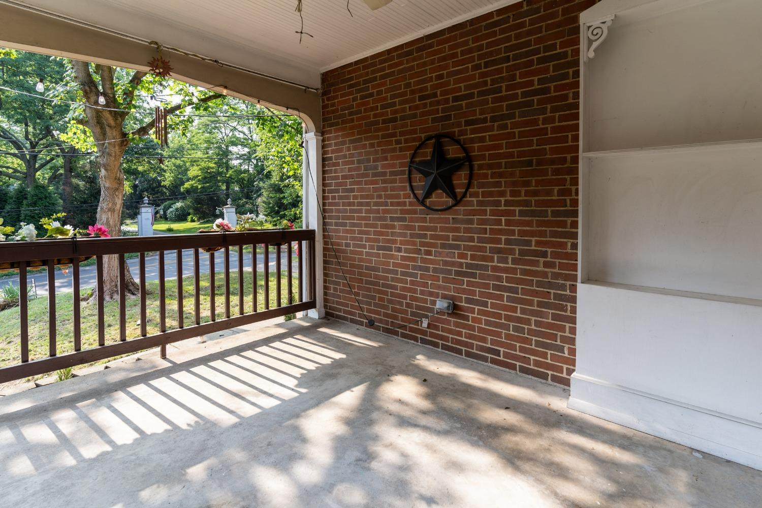 1236 Anderson Ferry Road Cincinnati, OH 45238 - Photo 27 of 30