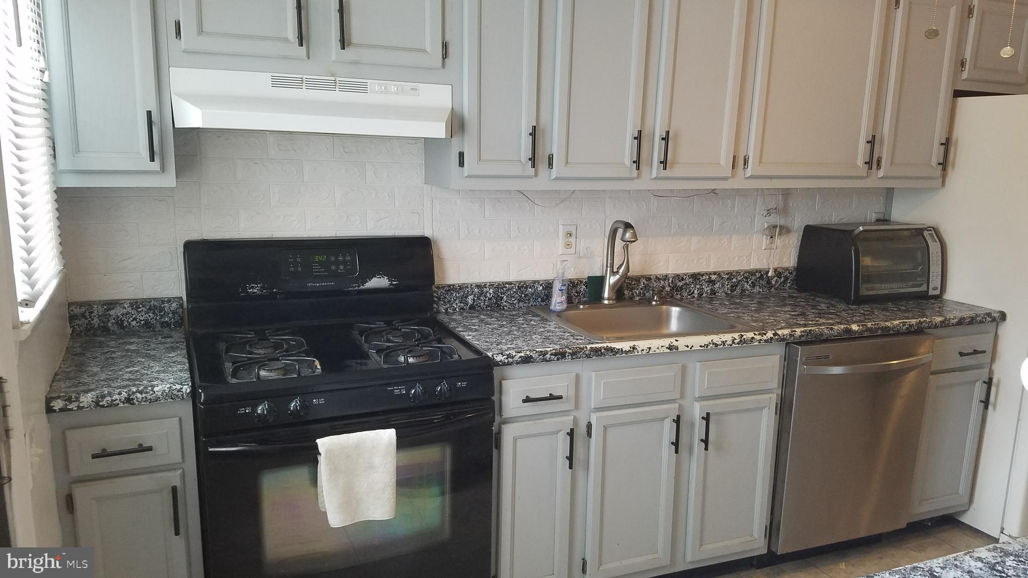 6 Gainor Road New Castle, DE 19720 - Photo 7 of 18