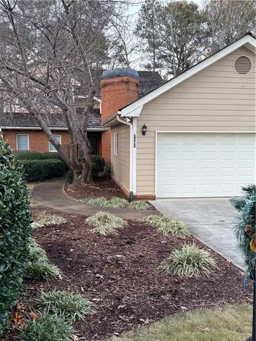 $550,000 | 2590 Camden Glen Court, Roswell, GA 30076