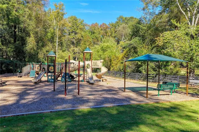 $525,000 | 2590 Camden Glen Court, Roswell, GA 30076