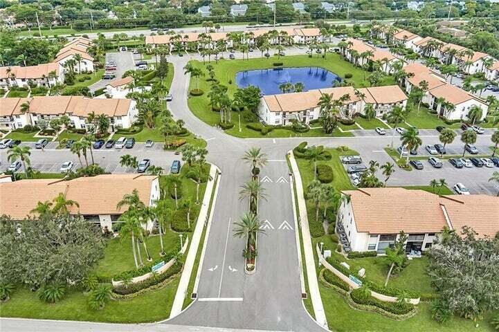 22148 Palms Way, Unit 101 Boca Raton, FL 33433 - Photo 38 of 41 Boca Palms entrance