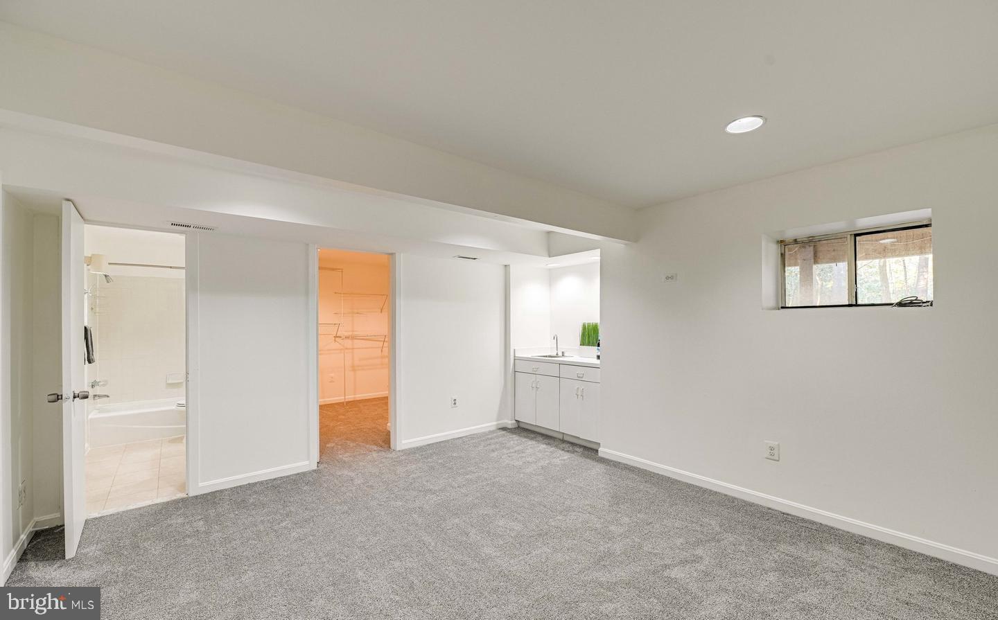 1661 Cedar Hollow Way Reston, VA 20194 - Photo 24 of 25 LL bedroom / Rec room
