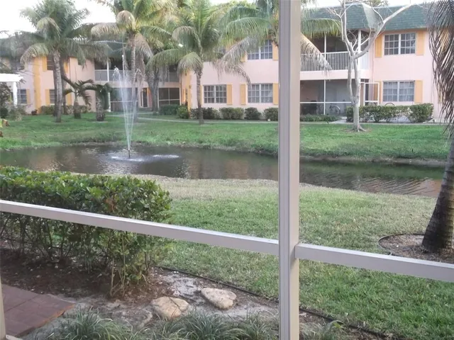 $1,700 | 760 Southeast 2nd Avenue, Unit D111, Deerfield Beach, FL 33441