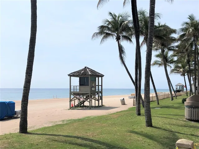 $1,700 | 760 Southeast 2nd Avenue, Unit D111, Deerfield Beach, FL 33441