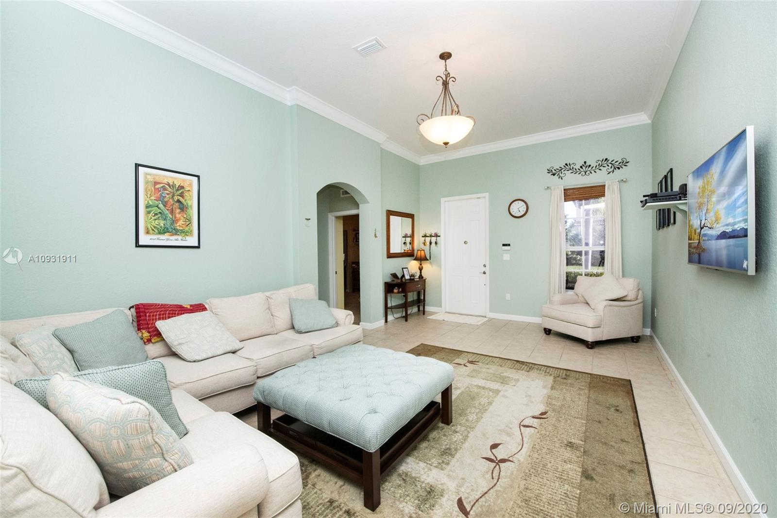 2148 Northeast 38th Road Homestead, FL 33033 - Photo 12 of 39 Gallery Image 12