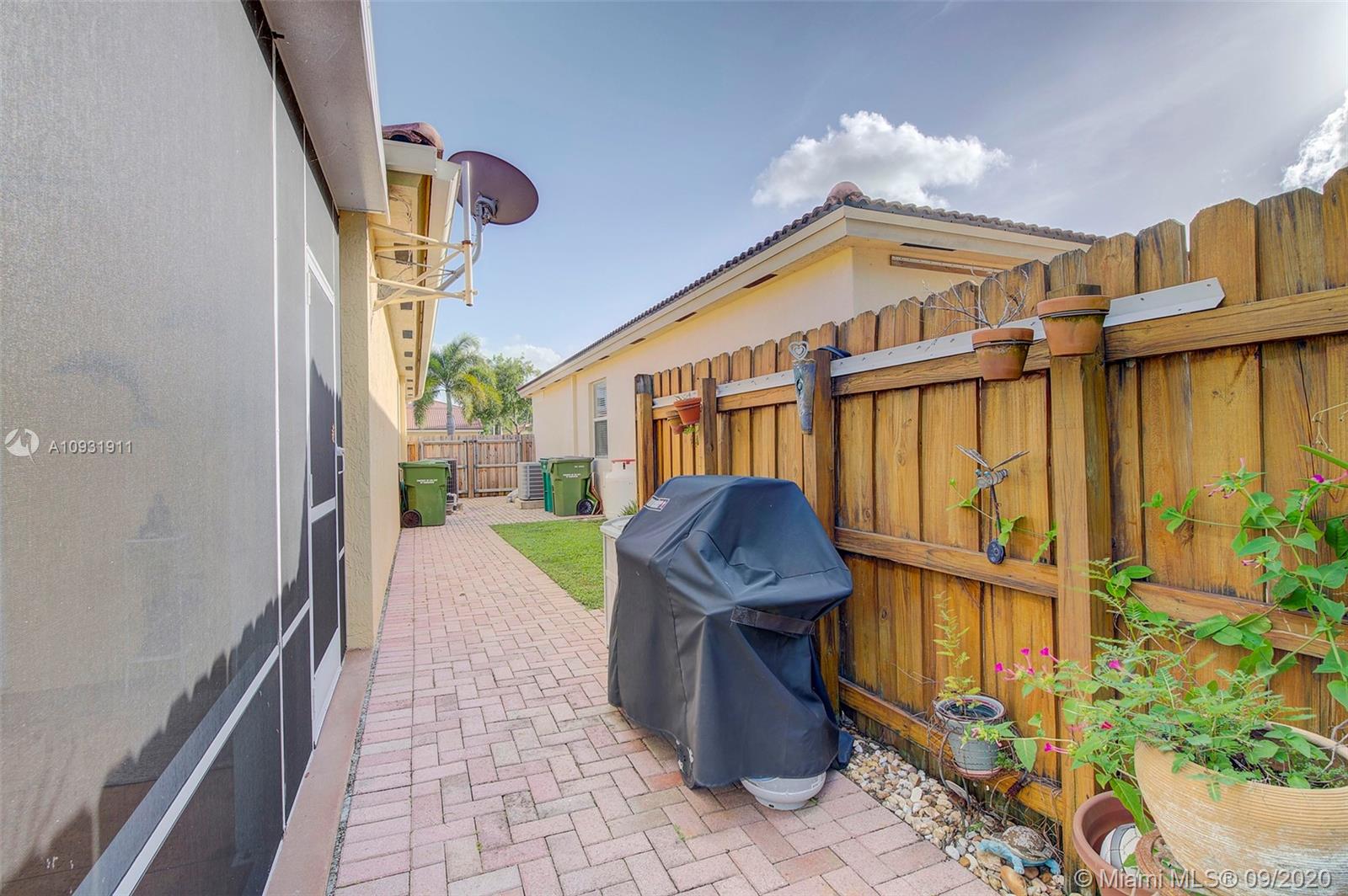2148 Northeast 38th Road Homestead, FL 33033 - Photo 34 of 39 Gallery Image 34