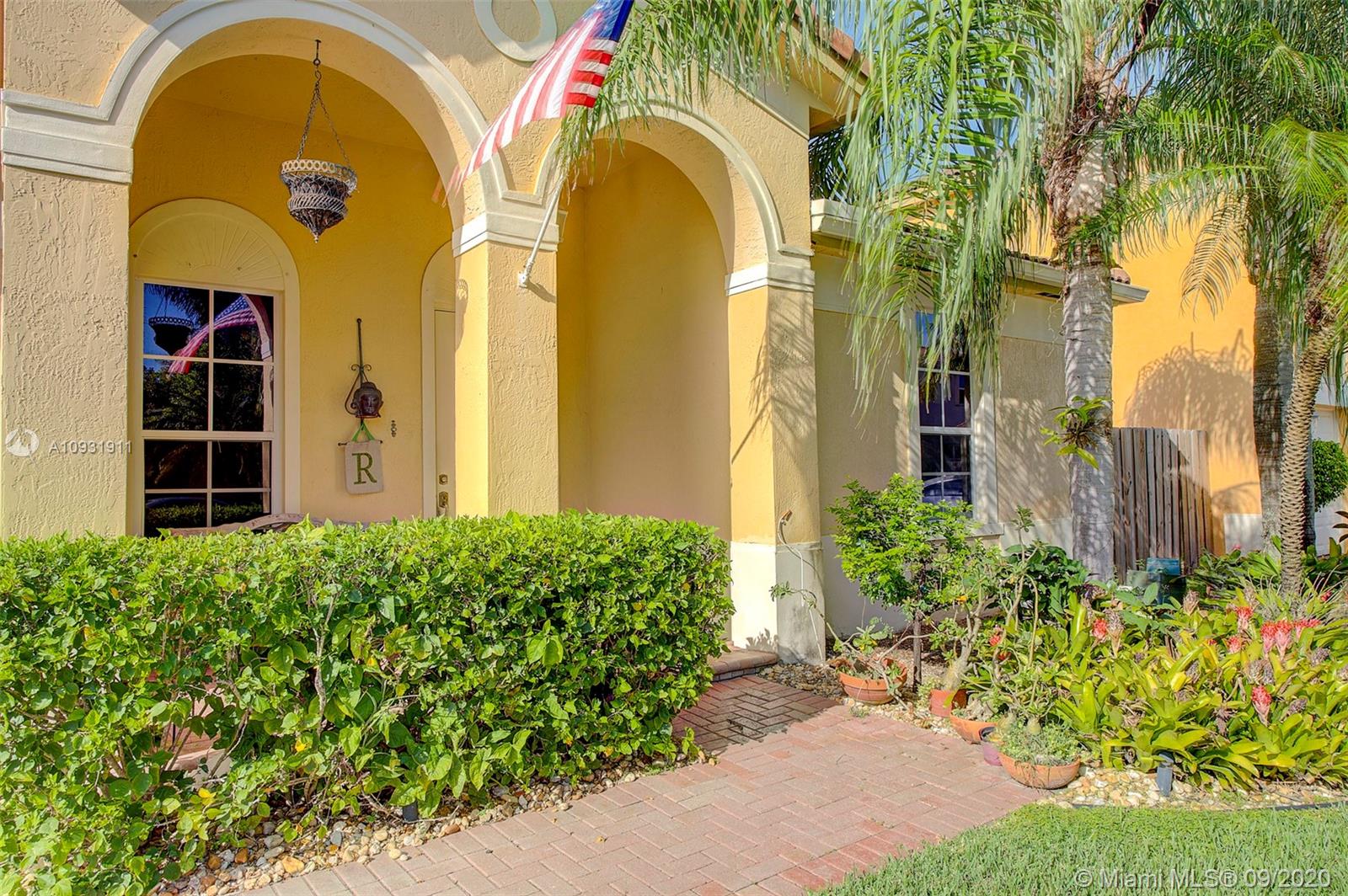 2148 Northeast 38th Road Homestead, FL 33033 - Photo 9 of 39 Gallery Image 9