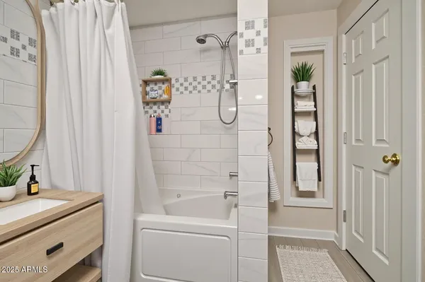 $465,000 | 2137 West 1st Place, Mesa, AZ 85201