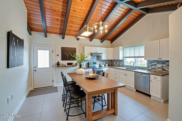 $465,000 | 2137 West 1st Place, Mesa, AZ 85201