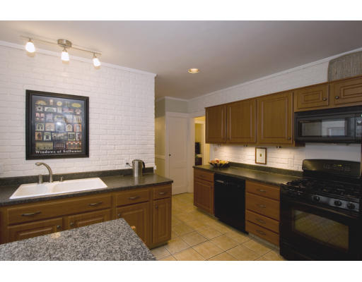 55 Webcowet Road, Unit 1 Arlington, MA 02474 - Photo 7 of 15 Gallery Image 7